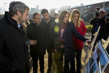 Vidal y Frigerio recorrieron las tareas de urbanización del barrio Fuerte Apache
