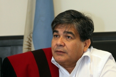 Ishii contra todos: será candidato por el PJ bonaerense y enfrentará a Randazzo