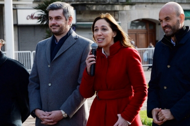 Con discurso de campaña, Vidal, Peña y Dietrich presentaron el Metrobús en Mar del Plata