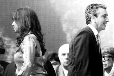 Cristina, la encerrona de Randazzo y las sonrisas de Macri y Vidal