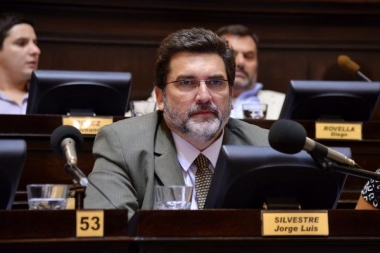 Legislador de Cambiemos destacó la última oferta realizada por Vidal a los docentes