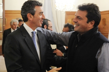 Randazzo intenta levantar el perfil y apunta a disputarle los votos a Sergio Massa