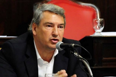 Desde el massismo dicen que Vidal les copió la idea de una App destinada a Seguridad