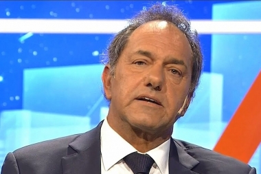 Scioli acusó a Cambiemos de "poner parches a los ajustes para disimular las consecuencias”