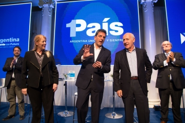 Desde Bahía, Massa y Stolbizer remarcaron la necesidad de hablar de los problemas económicos