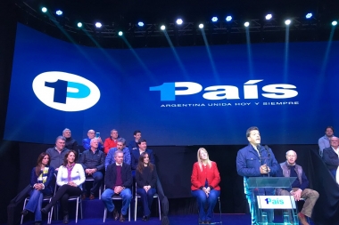 Tras conocerse los primeros resultados, Massa felicitó a Cambiemos por su “triunfo en Buenos Aires”