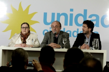 Unidad Ciudadana acusó al Gobierno de “usar la democracia para montar show publicitario”