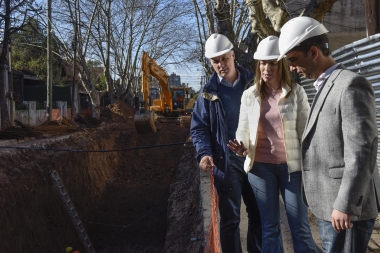Vidal volvió a las recorridas de gestión y supervisó obras de saneamiento hidráulico en Morón