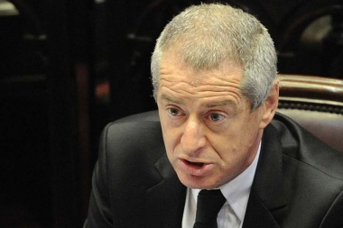 Desde Unidad Ciudadana sostienen que es la primera vez que los escrutinios difieren