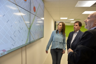 Vidal estuvo en La Plata e inauguró nueva Central de Atención Telefónica de Emergencias 911
