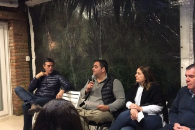 Con sándwiches de lomito y choripanes, Bullrich y candidatos delinearon la campaña