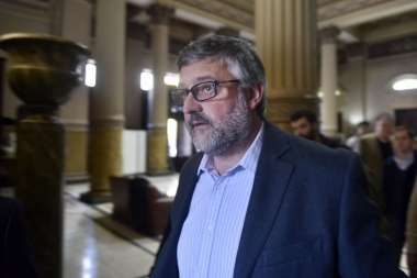 Villegas negó las acusaciones del "Pata" Medina: "No está preso por una causa armada"