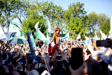 Desde Escobar, Cristina apuntó contra Macri: “Han empeorado los índices de mortalidad infantil”