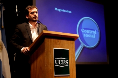 El massimo acusa a Cambiemos de kirchnerizarse y “soñar con condicionar a la Justicia”