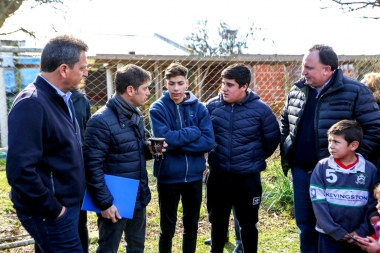 Educación y producción, centro de las actividades de campaña de Kicillof y Massa en el Interior