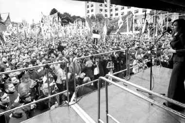 Cristina la vio venir: la nueva mayoría que ideó desde el primer día para desterrar a Macri