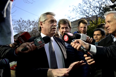 Tras nueva llamada de Macri, Alberto endurece rol opositor: “El poder de resolver lo tiene él”