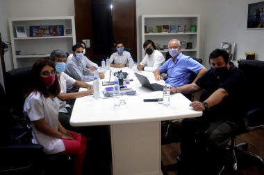 Gollan se comprometió a atender las demandas del gremio de profesionales de la Salud