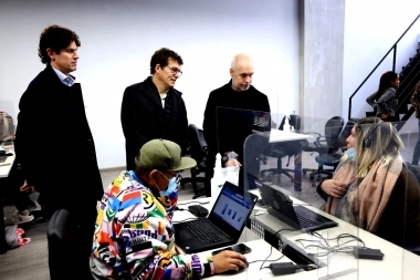 Larreta se mostró junto a Lousteau en la visita a una empresa de CABA