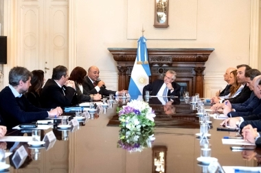 Pensando en la gestión, Alberto Fernández juntó a su nuevo Gabinete