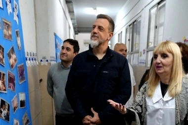 Kravetz participó del 125º de la escuela más antigua de Lanús