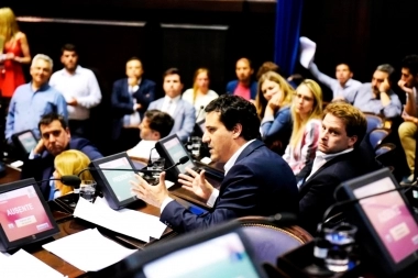 Legisladores de Juntos rechazaron las nuevas condiciones para pasar de año en escuelas