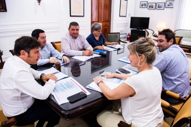 Casas de la Provincia: Kicillof sigue de cerca las obras y Baradero podría ser la primera