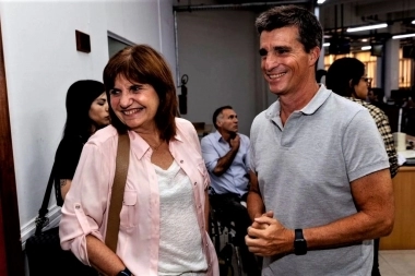 Bullrich desembarca en La Plata para apoyar a Allan en la disputa contra Garro