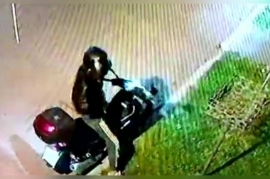 La policía bien, gracias: en un minuto y en 100 metros, motochorros atacaron dos veces