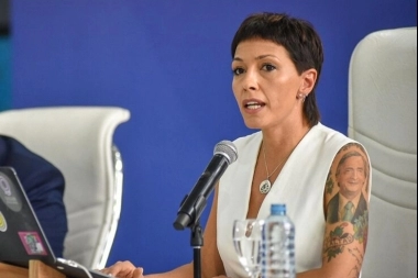 Mayra Mendoza le soltó la mano a Grabois y afirmó: “A Sergio Massa lo votamos convencidos”