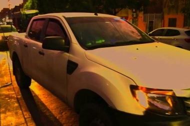 No eran tan deshonestos: vendían un auto al 20% de su valor pero avisaban que era "mellizo"