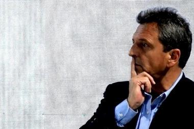 "Si soy electo, el jefe de gobierno voy a ser yo", afirmó Massa