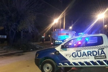 En la madrugada detuvieron infraganti a dos hombres que pretendían irrumpir en una Unidad Sanitaria