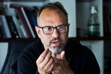 Valenzuela fue contundente y contestó a quién votaría en un hipotético balotaje entre Milei y Massa