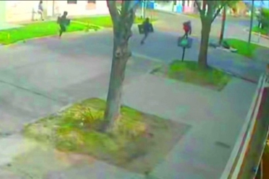 Video: en Avellaneda desvalijaron la casa de una maestra y el aguantadero lo tenían a media cuadra