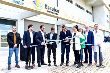 Massa y Kicillof juntos en el Conurbano: “Ni recorte, ni motosierra, más salud para todos”