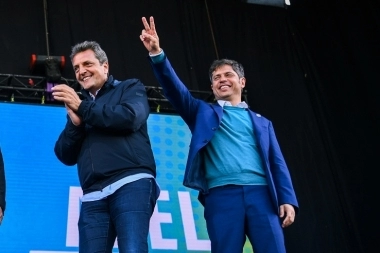 Unión por la Patria volvió a convocar un acto multitudinario para respaldar a Kicillof y Massa