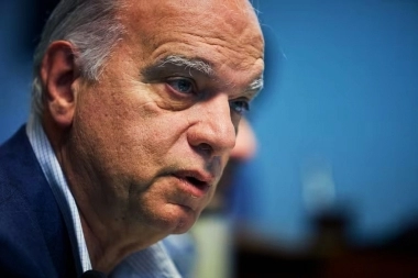 Grindetti fogonea su campaña: habló de autonomía municipal, seguridad y descentralización provincial