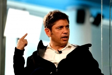 Kicillof dijo que las ideas de Milei son “una estafa electoral” y es “deshonesto” con sus propuestas