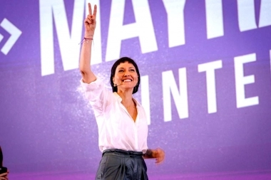 Mayra Mendoza se adjudicó el triunfo en Quilmes y se prepara para otros cuatro años