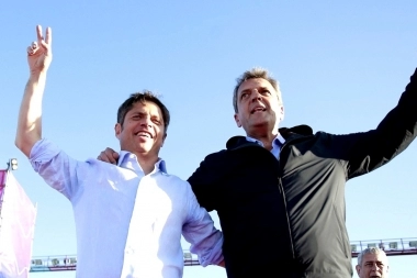 Massa primero va con Milei al balotaje: Kicillof logró la reelección en la Provincia