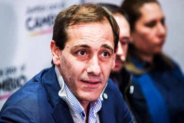 No se rinde: Garro se mantiene firme y desliza que ganó la elección