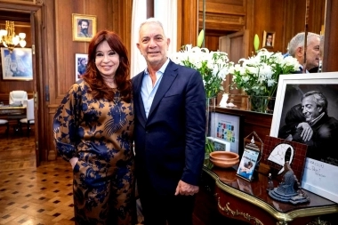 Tras el ajustado triunfo en La Plata, Cristina Kirchner se reunió con Alak en el Senado