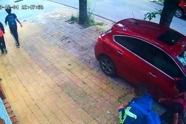 Con los pibes no: ratero corrió a chicos que volvían del colegio y les robó los teléfonos celulares