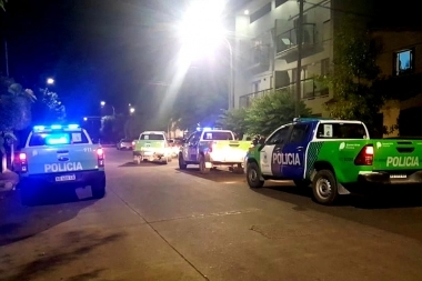 Ataque de motochorros: un ex policía intentó evitar un asalto y fue baleado en Lanús
