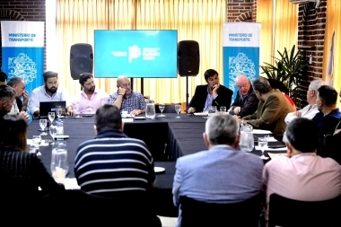 Provincia resolvió una importante suba a la tarifa de referencia de transportistas bonaerenses