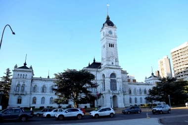 Una auditoría de Alak reveló irregularidades administrativas durante la gestión de Garro en La Plata