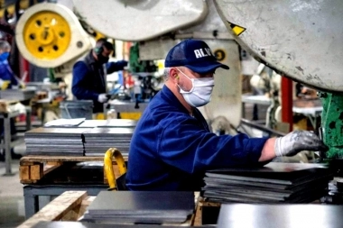 Números desalentadores: las cifras de la industria y la construcción en Provincia