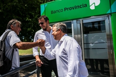 Cascallares y Cuattromo habilitaron nuevos cajeros de Banco Provincia en Almirante Brown