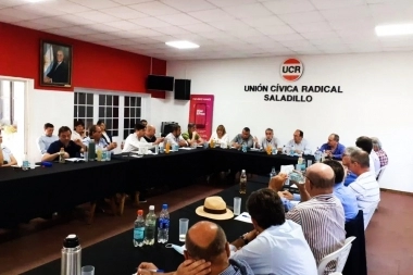 Intendentes de la UCR avistan un segundo Foro ante la “preocupante situación del sistema de Salud”